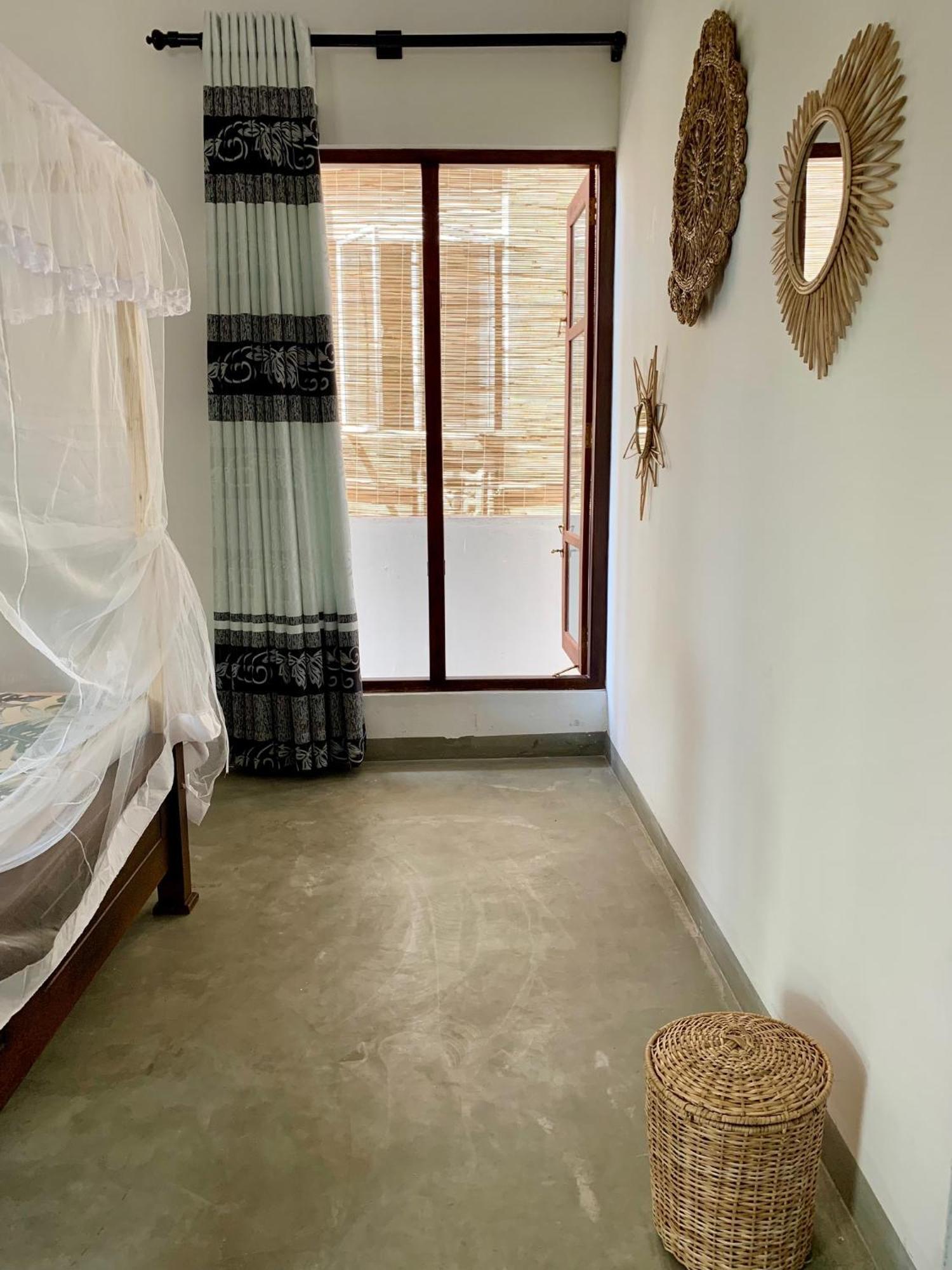 Mrmango Weligama Apartment Exterior photo