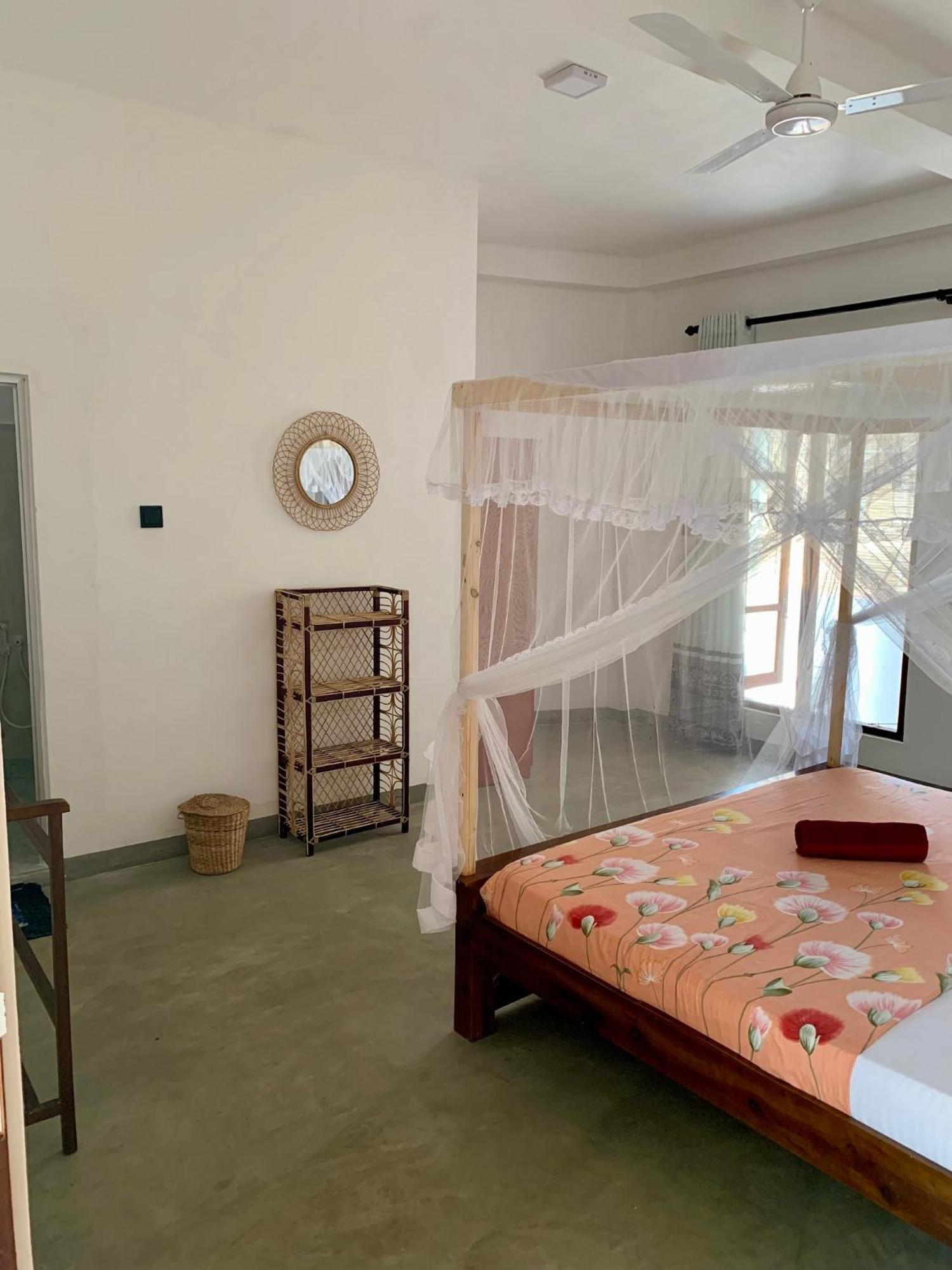 Mrmango Weligama Apartment Exterior photo