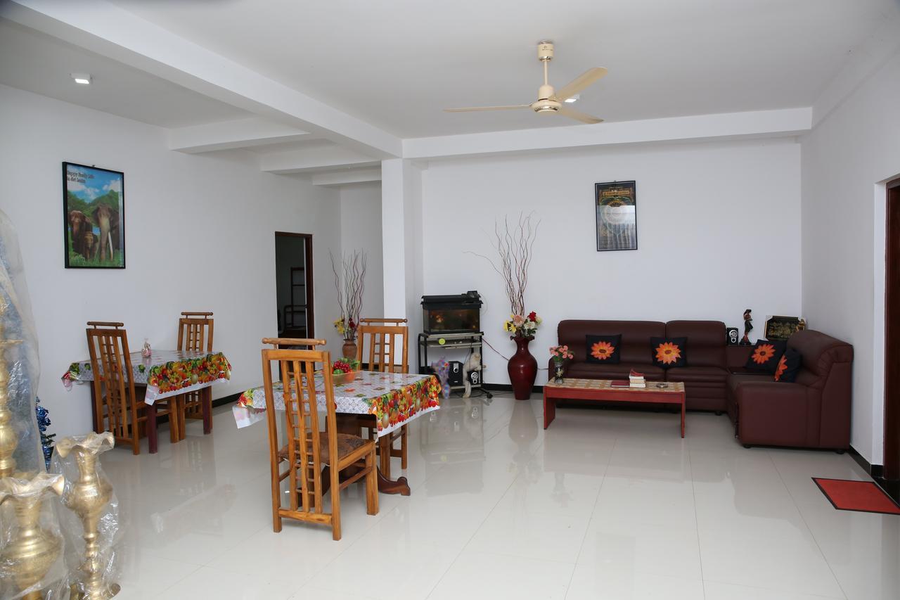 Mrmango Weligama Apartment Exterior photo